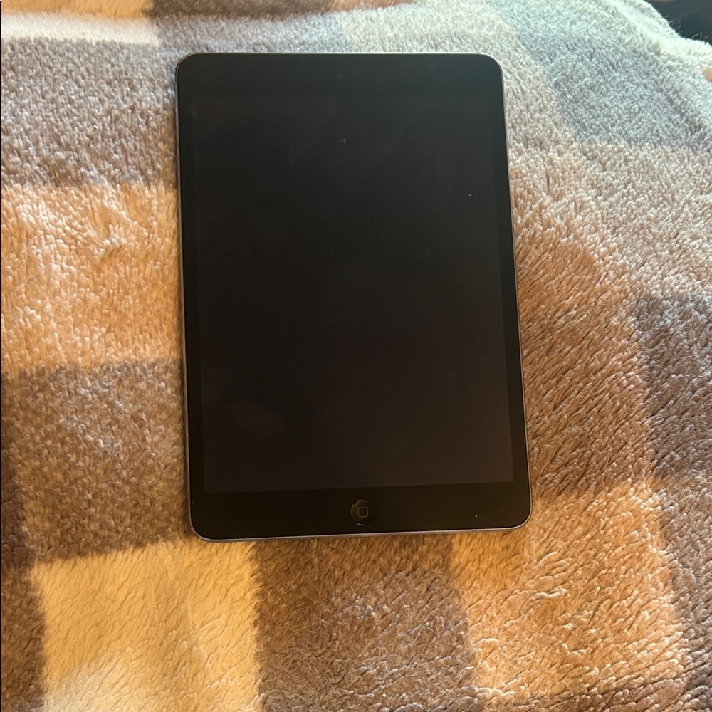Ipad Mini 2 (Great Condition)